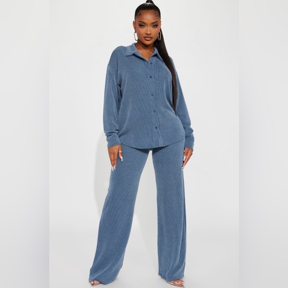 Fashion Nova Other - Two Piece Wide Leg Pant Set